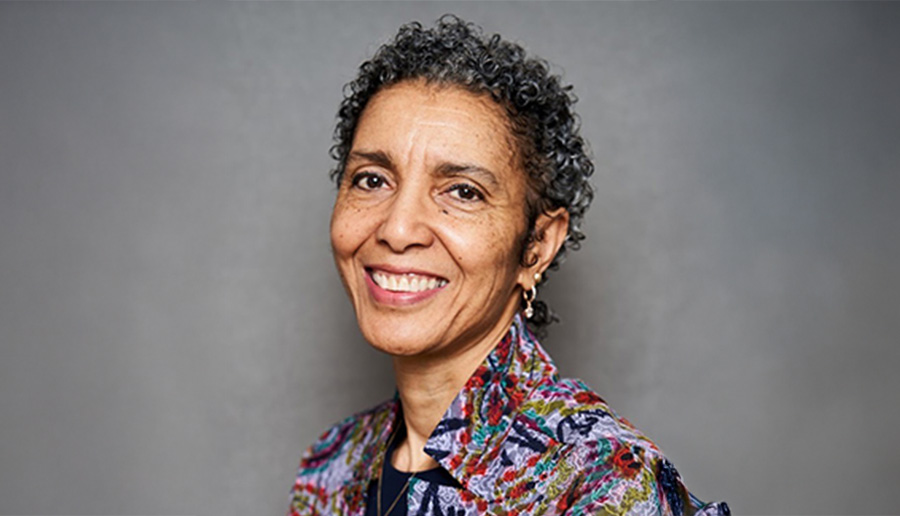 cassandra dorrington Expoplaza latina